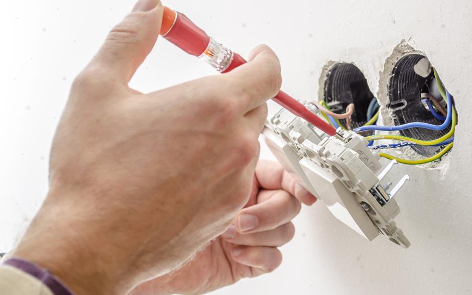 électricien urgence Élancourt